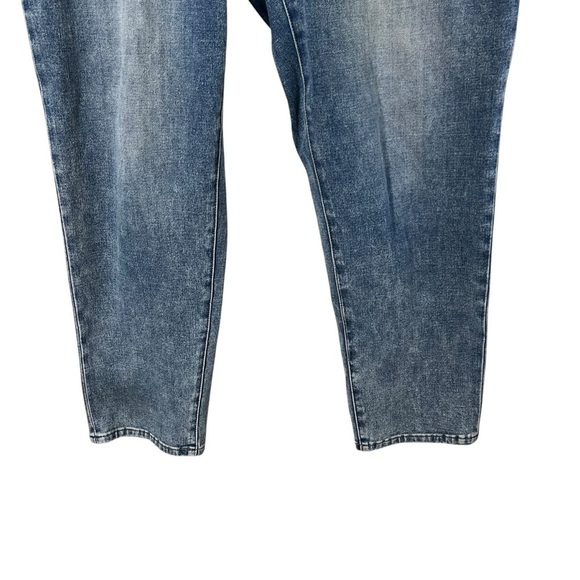 SOFT SURROUNDINGS The Ultimate Denim Relaxed Straight Pull On Jeans 3DH64 - Picture 5 of 9